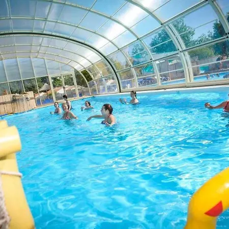 Campsite 4 Etoiles - Parc Aquatique - Eeiaei Givrand