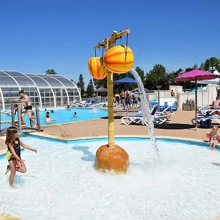 4 Etoiles - Parc Aquatique - Eeiaei