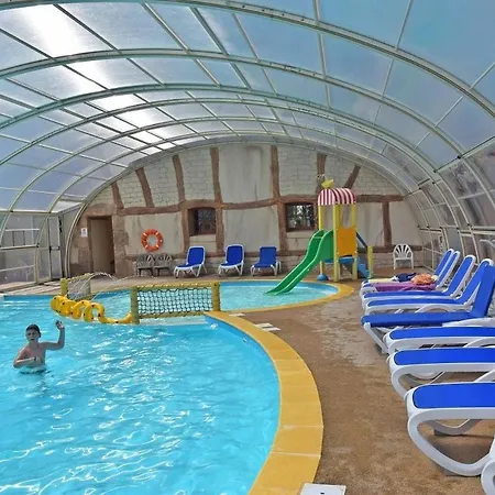 ZEcamping 4 étoiles avec club enfant piscine couverte 1km plage dog friendly
