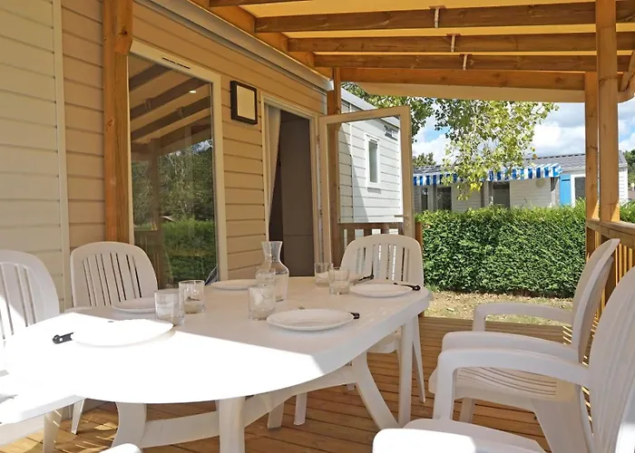 Camping 4 étoiles - Parc aquatique - eeiaei 4* Givrand