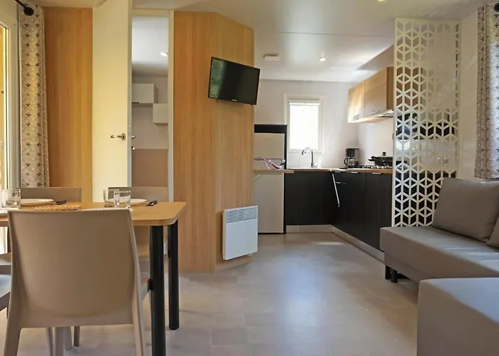 Campeggio Camping 4 étoiles - Parc aquatique - eeiaei