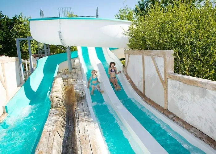 Camping 4 étoiles - Parc aquatique - eeiaei Campeggio 4*