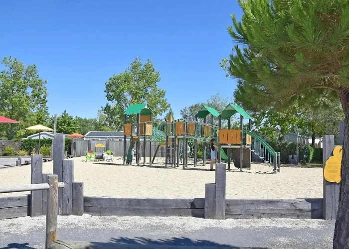 Camping 4 étoiles - Parc aquatique - eeiaei