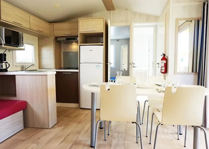 Camping 4 étoiles - Parc aquatique - eeiaei